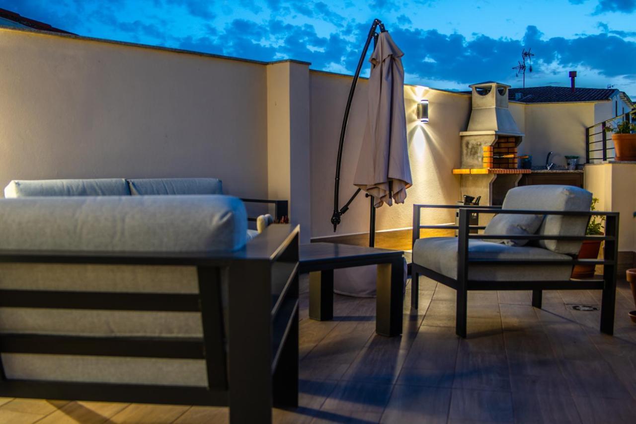 Apartamentos Turisticos El Altozano Фуэнтес-де-Леон Экстерьер фото